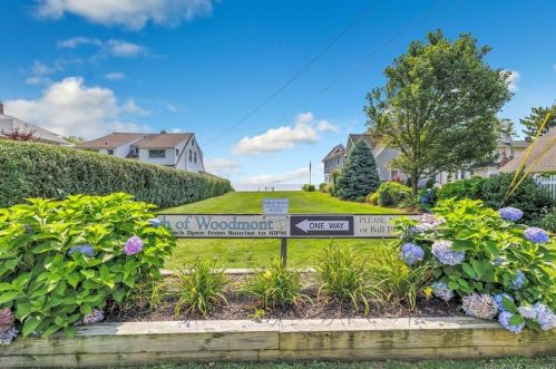 19 Dixon St, Milford CT  06460-8003 exterior