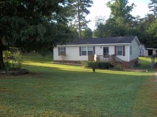 182 Cook Hollow Dr, Hickory, NC 28601-8320