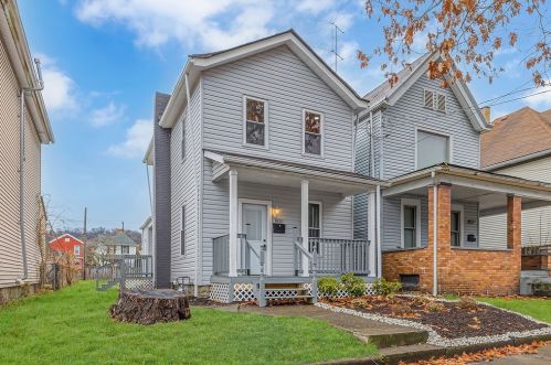 1825 3rd Ave, Beaver Falls, PA 15010-4020