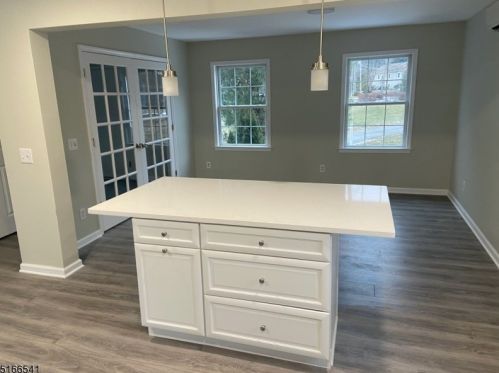 18 Berry Ln, West Milford NJ  07480-3632 exterior