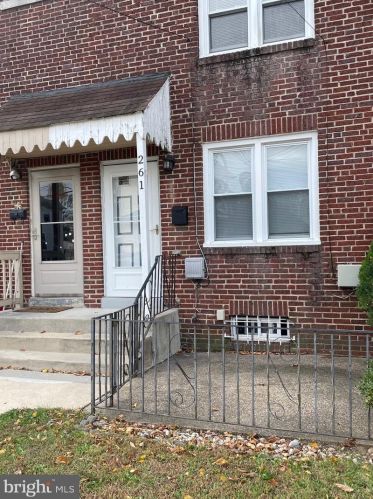 261 Burwood Ave, Camden, NJ 08105-3003