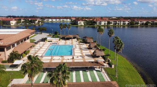 1551 135th Ter, Hollywood FL  33027-1877 exterior