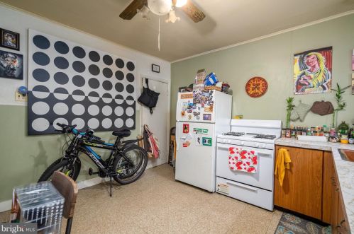 738 Medina St, Philadelphia PA  19147-5727 exterior