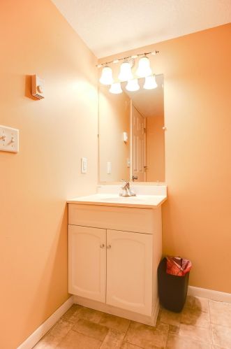 219 Ash St, South Saint Paul MN  55075-3506 exterior