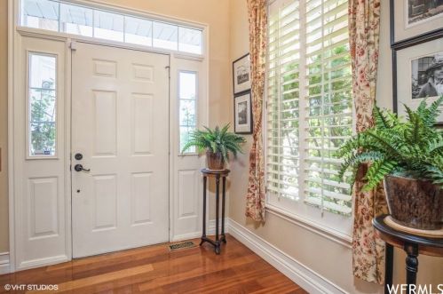 4521 Countrylane Rd, Salt Lake City, UT 84117-4132