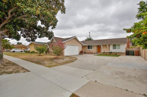 2474 Harriet Ln, Anaheim, CA 92804-5213