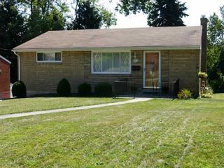 176 Macek Dr, Pittsburgh, PA 15227-3600