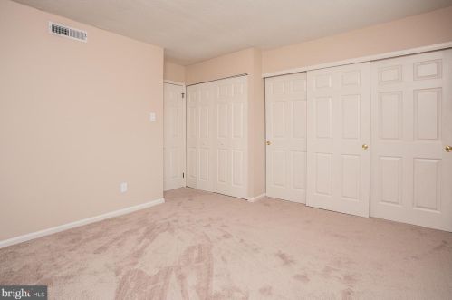 132 Ardwick Ter, Lansdale PA 19446-4925 exterior