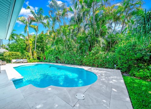 510 Gardenia Ter, Delray Beach FL  33444-1715 exterior