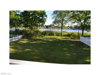 9503 14th Bay St, Norfolk, VA 23518-6208