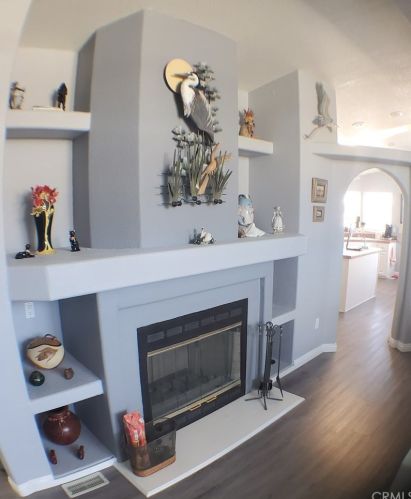 6226 Golden Sands Dr, Long Beach, CA 90803-2315