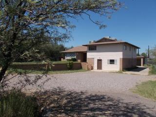 7942 Cherokee Dr, Globe, AZ 85501-4058