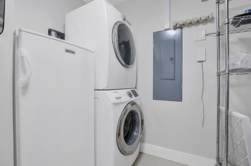 260 Osceola Ave, Orlando FL  32801-2811 exterior