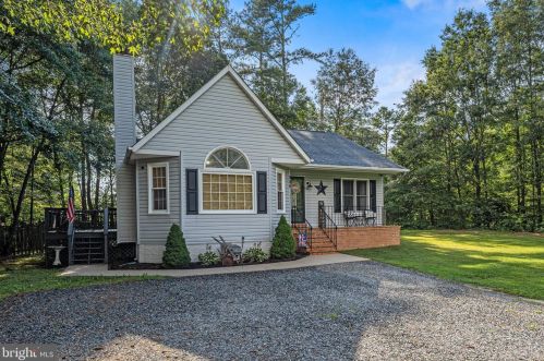 306 Crump Dr, Ruther Glen, VA 22546-1344
