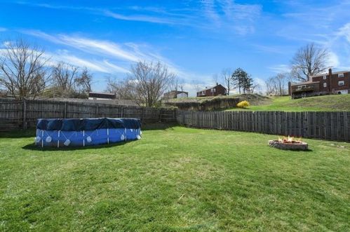 4114 Everlawn St, Pittsburgh PA 15122-2111 exterior