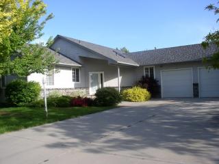 1342 Stormy Dr, Meridian ID  83646-3496 exterior