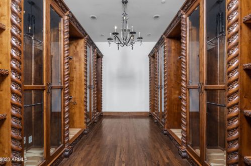 41 Biltmore Est, Phoenix AZ 85016-2819 exterior