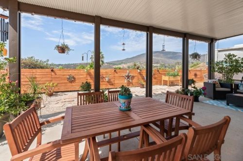 1497 Miss Elle Way, Alpine CA  91901-3981 exterior