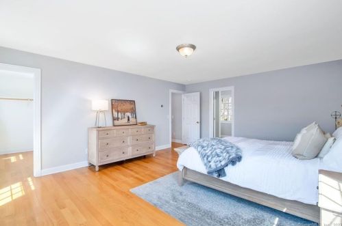 33 Blue Heron Dr, East Hampton CT  06424-1368 exterior