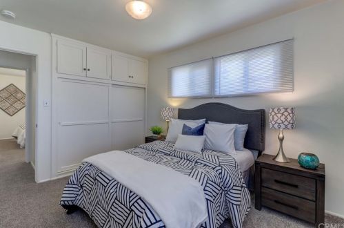 9122 Olive St, Bellflower CA  90706-4518 exterior