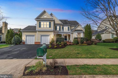 8347 Roxborough Loop, Gainesville, VA 20155-3210