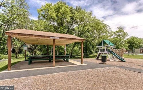 9 Conley Ln, Etters PA  17319-9015 exterior