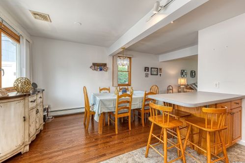 3 Short Ln, North Bellmore NY  11710-4523 exterior