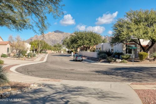 300 Hidden Quail Dr, Tucson AZ  85704-6940 exterior