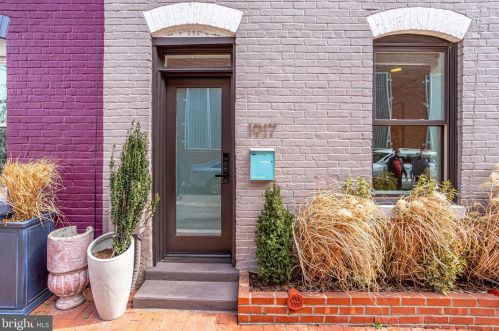 1917 9 1/2 St, Washington, DC 20001-4110