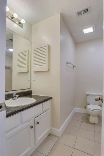 8262 Continental Ct, Pensacola FL  32506-3668 exterior