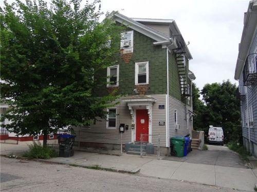 177 Julian St, Providence, RI 02909-2519