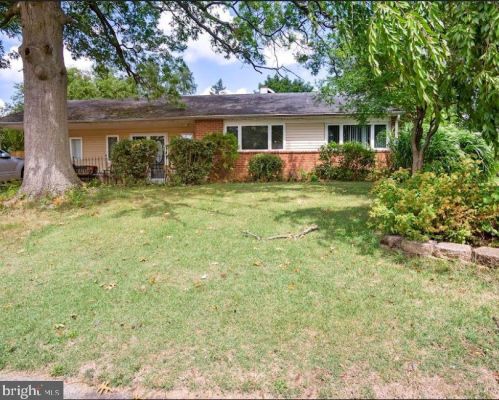209 Brookside Rd, Norristown, PA 19401-1303