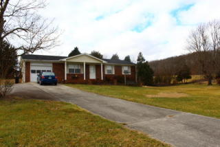 203 Baker Cir, Maynardville, TN 37807-4108