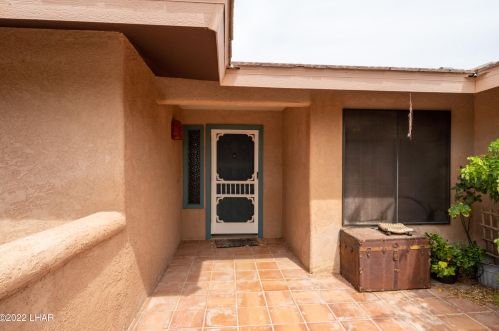 2440 Viejo Dr, Lake Havasu City AZ  86406-8261 exterior