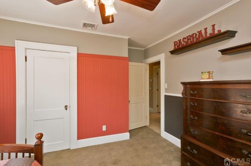 23 Bounty St, Metuchen NJ  08840-2501 exterior