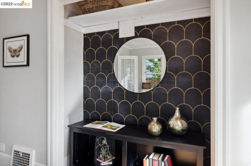 668 Jean St, Oakland CA  94610-1410 exterior