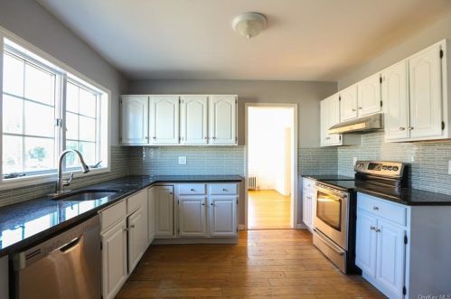 2 Wilbur Blvd, Poughkeepsie NY  12603-3406 exterior