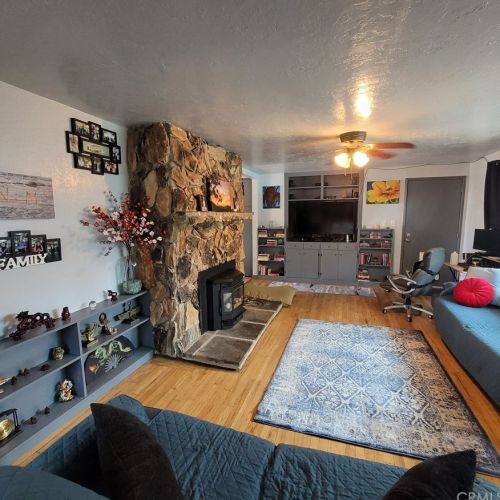 475 9 St, Lakeport CA  95453-4220 exterior