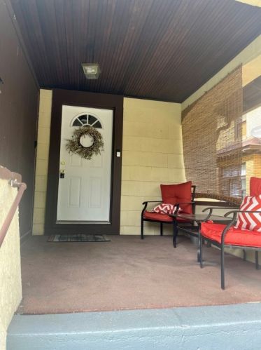 427 Boyles Ave, New Castle, PA 16101-2520