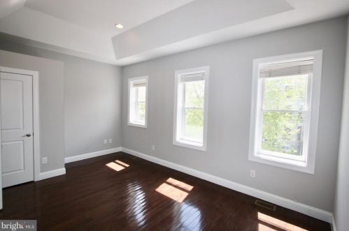 321 T St, Washington DC 20001-4119 exterior