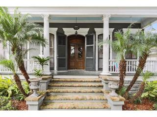 2618 Carrollton Ave, New Orleans LA  70118-3067 exterior