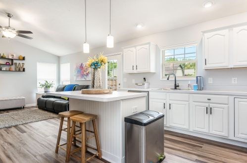 140 Union Ridge Dr, Englewood OH  45322-8774 exterior