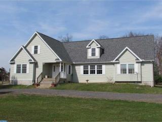 42 William Rd, Kintnersville, PA 18930-9660