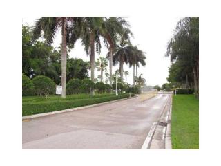 11290 20th St, Hollywood, FL 33025-6629