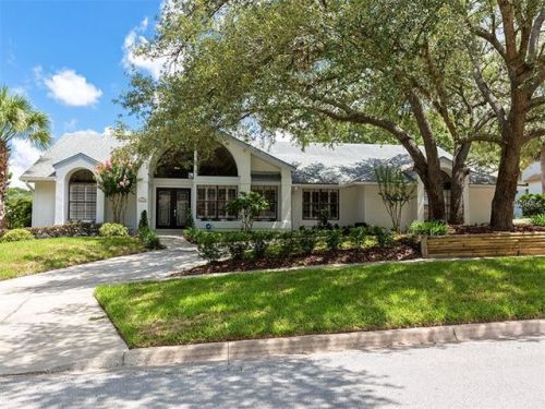 2433 Orchard Dr, Apopka, FL 32712-2562