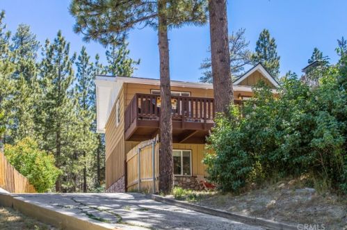 469 Catalina Rd, Big Bear, CA 92315-1558