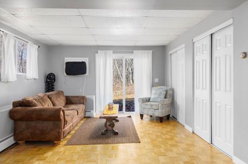 73 Tanner Ave, Warwick RI  02886-4510 exterior