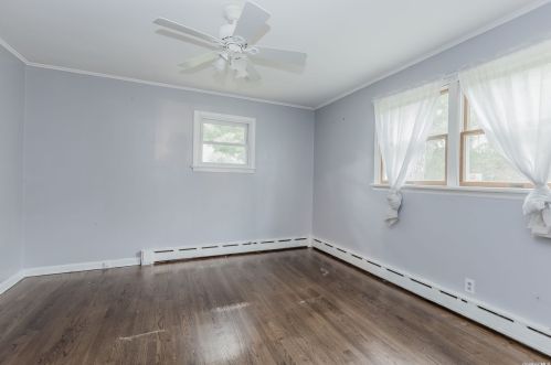 27 Forest Trl, Panamoka NY  11961-2200 exterior