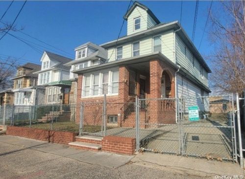 135-07 Linden Blvd, Jamaica, NY 11420-1023