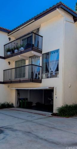 2400 Altisma Way, Carlsbad CA  92009-8800 exterior